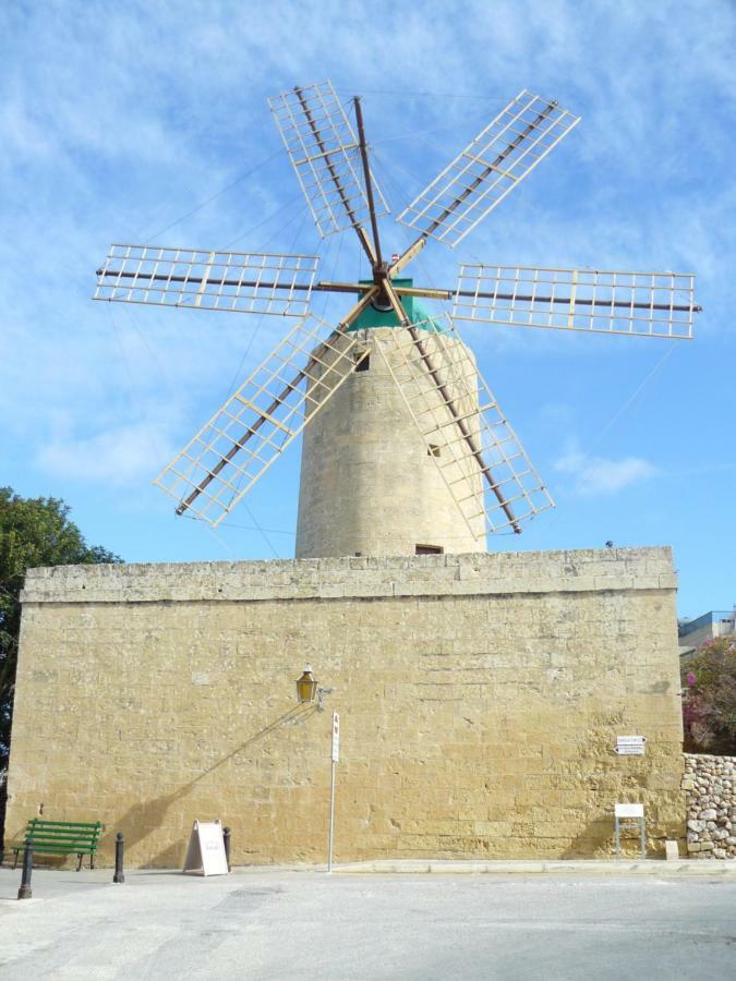 Acomodation House Kavarna Xagħra Esterno foto