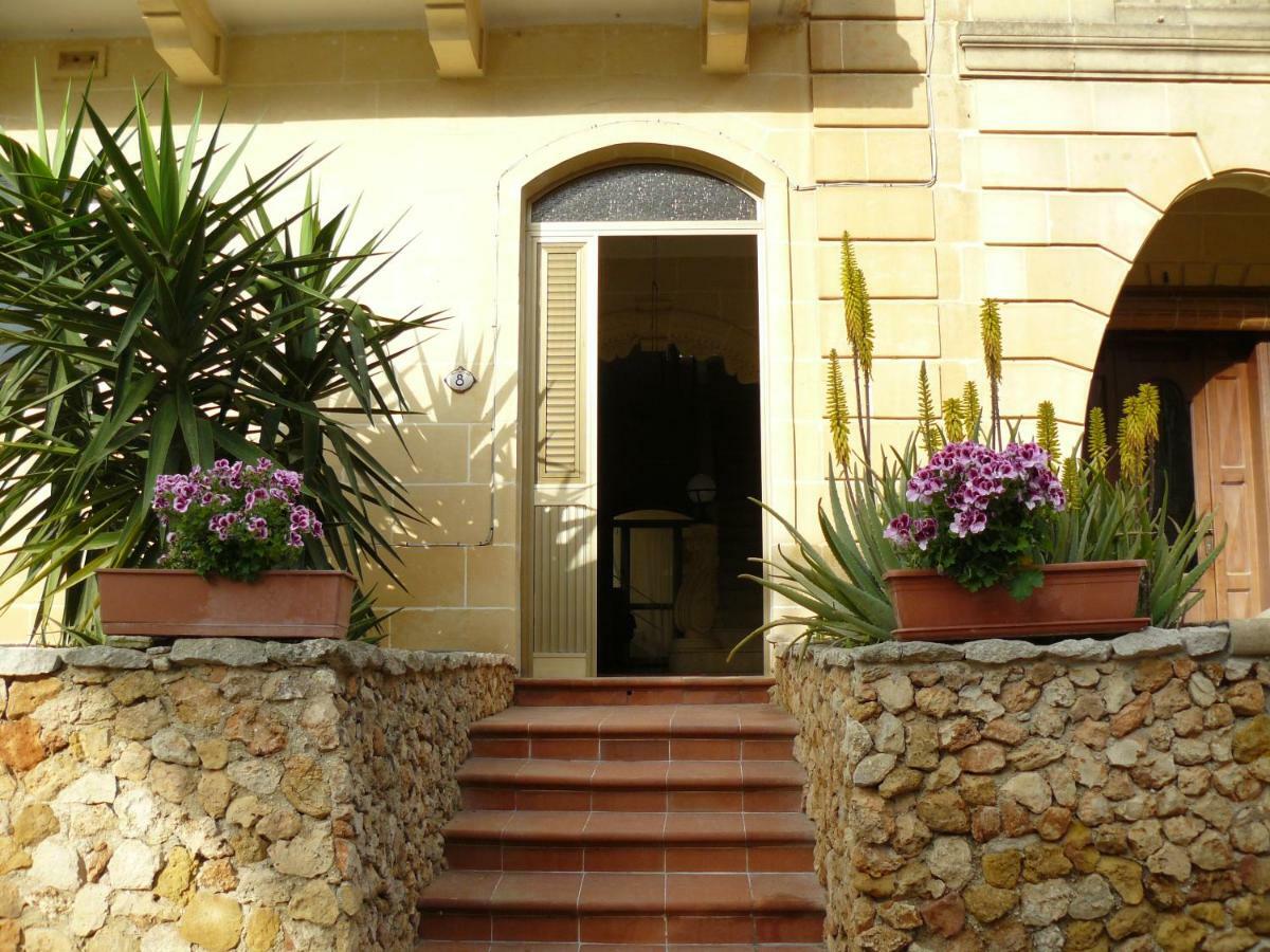 Acomodation House Kavarna Xagħra Esterno foto